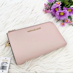 🌸NEW MICHAEL KORS DOUBLE ZIP WRISTLET